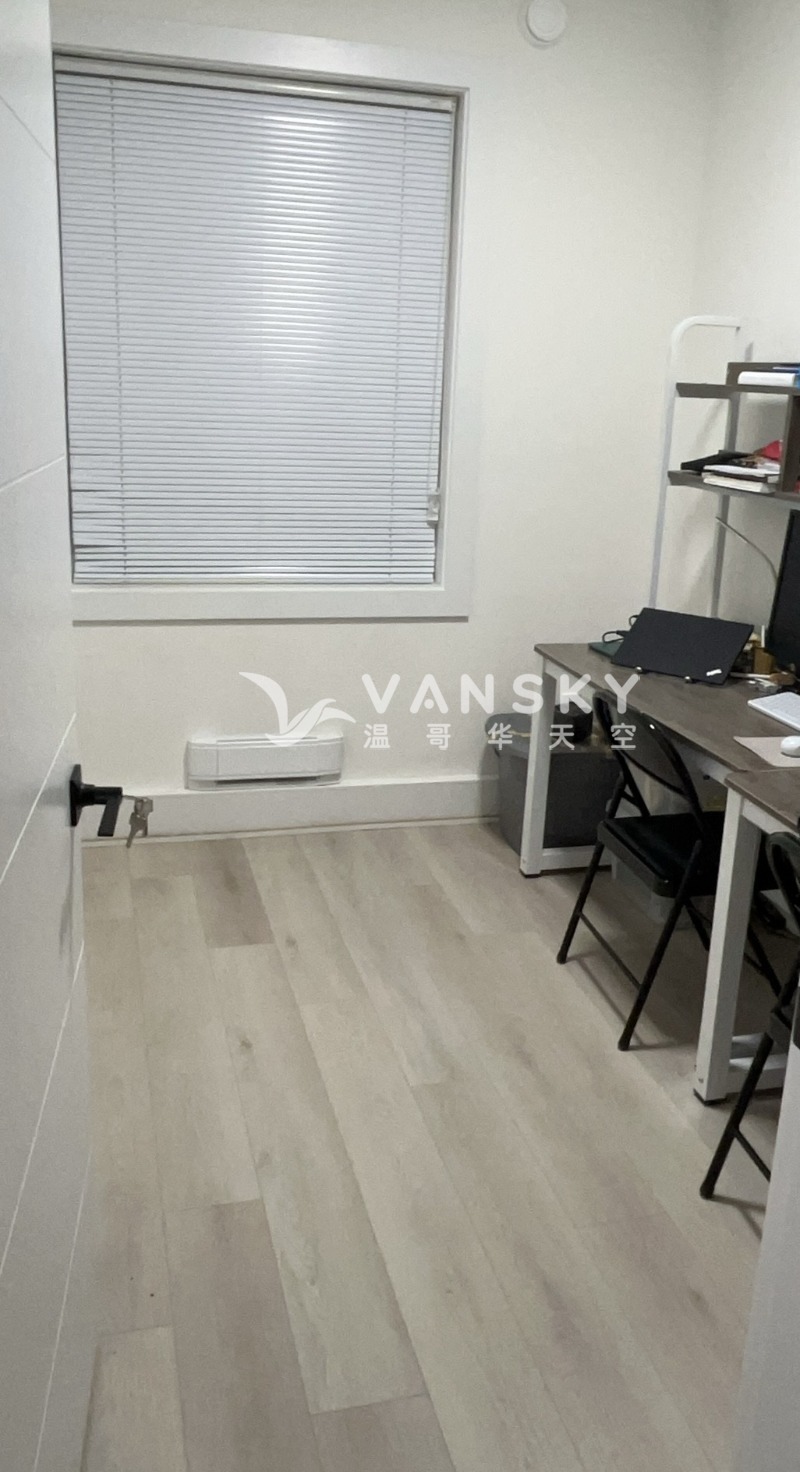 Metrotown两室后巷房